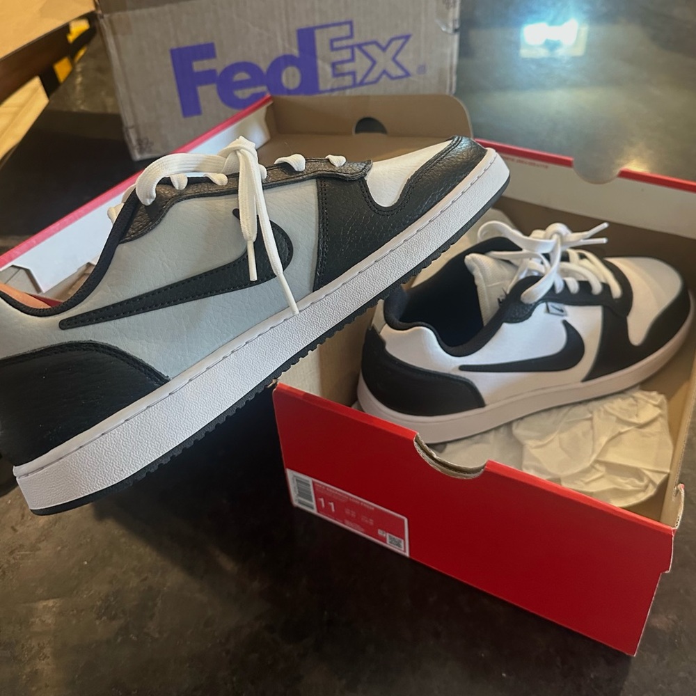 Nike Men's Ebernon Sneakers